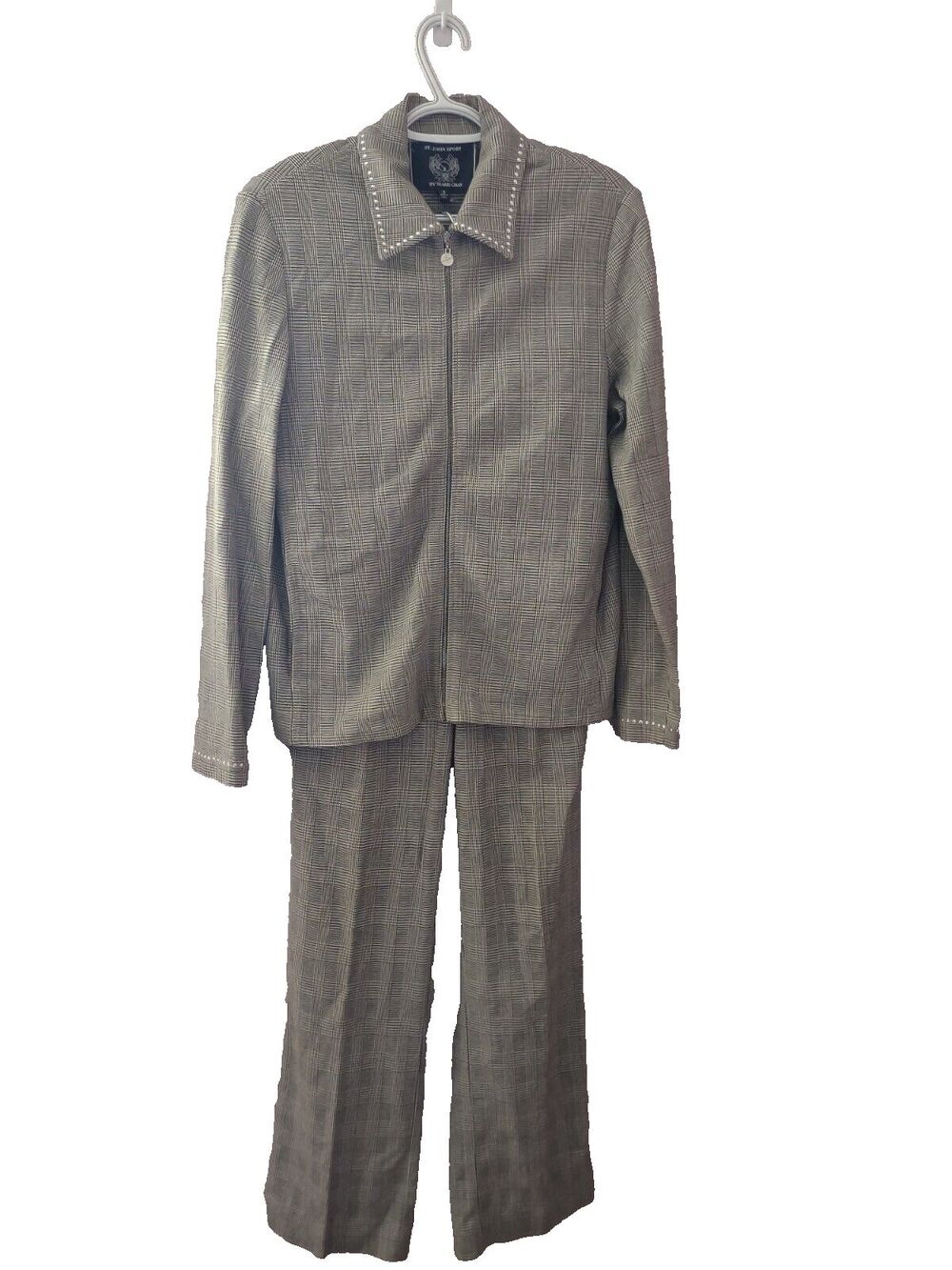 St John Sport by Marie Gray Plaid Silver Accents Pant Suit Size 8 EUC